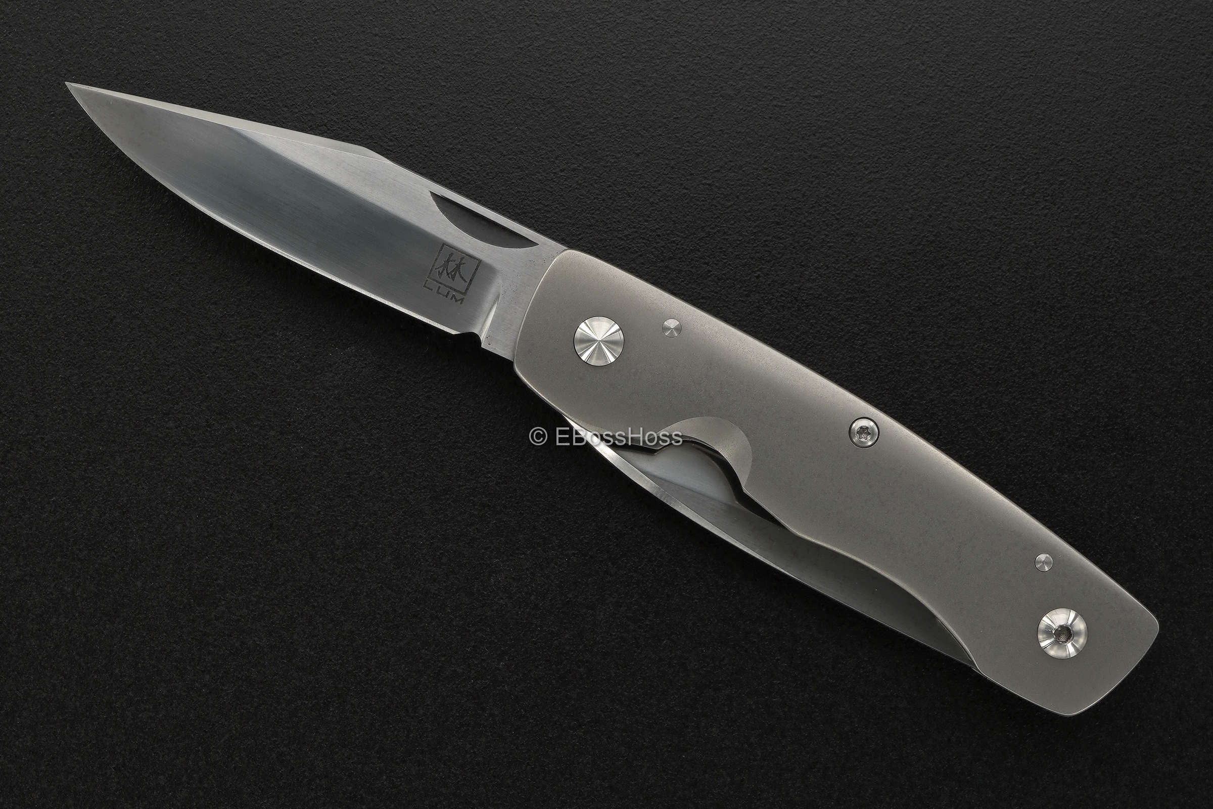Bob Lum Custom 2-Blade Single-Linerlock Wharncliffe Trapper Folder