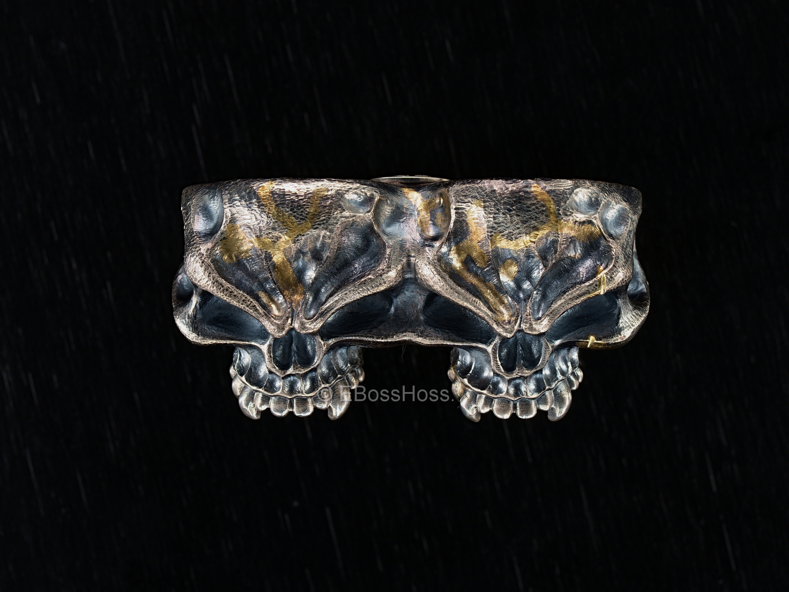 Steel Flame Signed ONE Silver &amp; Gold 2-Finger Dual Fanged-Skulls Puncher Ring by Derrick Obatake
